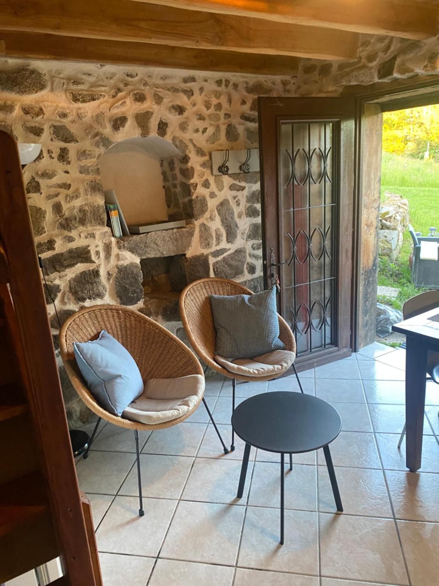 Maisonnette Chaleureuse De 35M2 Miremont  Extérieur photo